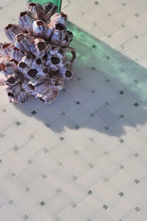basketweave studio line – paperwhite
