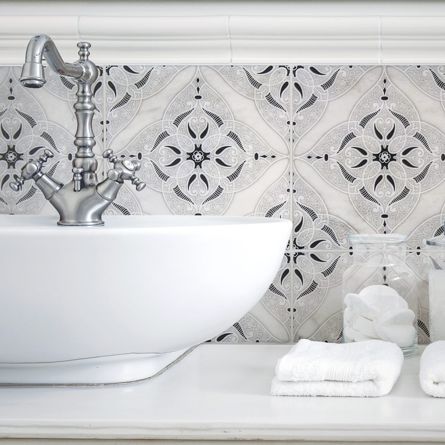 granada clay carrara blanco