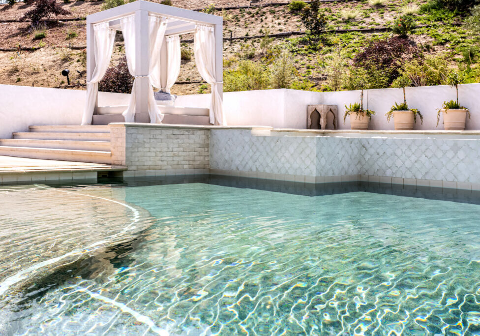 san diego pool studio 8c sierra snow thin brick early gray limestone 05 (1)